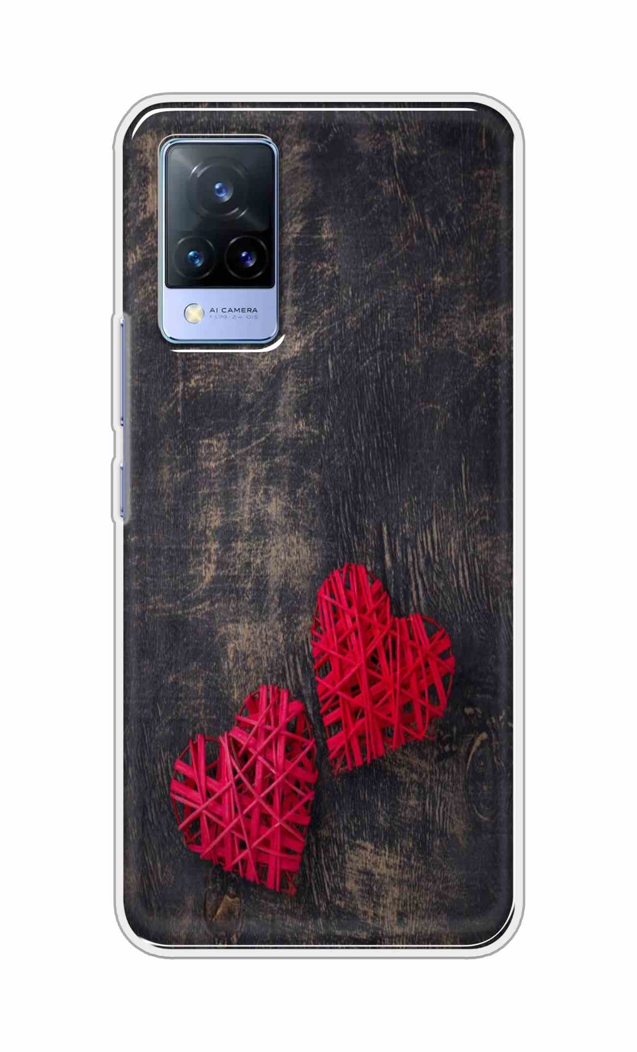 SCVivoV21E-HeartwithWoodenBackground-1